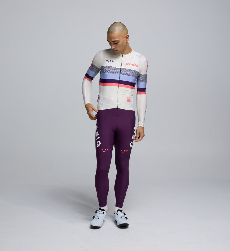 Front view of cyclist wearing the Bianca Classic LS Jersey – sleek, extended sleeve fit for year-round performance