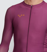 Close-up of Men's Mulberry Long Sleeve Cycling Jersey - Breathable fabric and non-slip silicone gripper hem