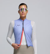 Close-up of SAB two-way zipper and mesh back panel – designed for ventilation, durability, and lightweight cycling protection