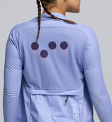 Close-up of SAB two-way zipper and silicone hemline – designed for secure fit, packability, and reliable cycling performance