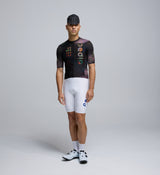 Front view of Pedla’s Men’s Classic Cycling Jersey - Carbonado, showcasing sleek design and race-inspired fit.