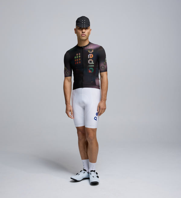 Front view of Pedla’s Men’s Classic Cycling Jersey - Carbonado, showcasing sleek design and race-inspired fit.
