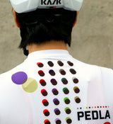 Back view of the Women's Classic Long Sleeve Cycling Jersey in white, featuring a silicone gripper hem, three rear pockets, and reinforced stitching for durability.