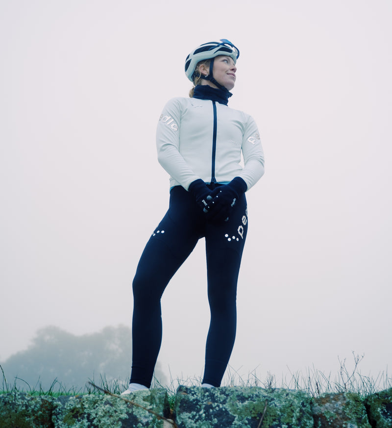Women's porcelain thermal cycling jacket - windproof, water-resistant thermal knit with SAB waterproof two-way zipper, reflective details, hem gripper and concealed rear zip pocket for winter training and commuting