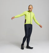 Side profile of electric lime men’s long sleeve cycling jersey – close fit with stretch construction, breathable side panels, and ergonomic seams designed for movement and temperature regulation.