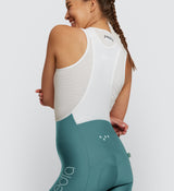 Close-up of the Women's Evergreen SuperFIT 2.0 Bib Short detailing the Elastic Interface® chamois for exceptional comfor