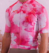 Close-up of Floral Men's Classic Jersey - Cosmos fabric and hem gripper, detailing sweat-wicking texture and silicone band for stay-in-place comfort