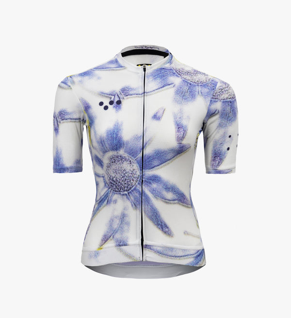 Floral Women's Classic Jersey - Daisy in studio setting, showcasing SPF 50-rated lightweight fabric and extended sleeves for stylish performance