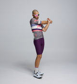 Side profile of Men's Classic Jersey in RideKnit – flexible fit with underarm ventilation for airflow