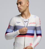 Close-up of Bianca jersey fabric – moisture-wicking, breathable, and SPF 50 material engineered for versatile cycling conditions