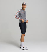 Classic cycling cap with a sleek monochrome design, perfect for shielding from the sun, absorbing sweat, and adding style to any ride.
