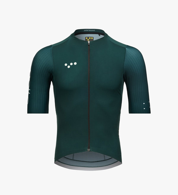 Pine Men's Pursuit Air Cycling Jersey: Advanced breathable, moisture-wicking fabric for hot weather performance