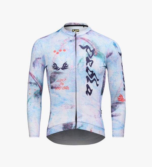 Studio image of the Lost in Nature Men’s Long Sleeve Training Jersey – Fade, highlighting fade colourway and streamlined construction.