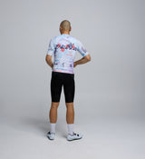 Back view of Men’s Training Jersey – Fade, showing rear pocket configuration, reflective accents, and sustainable fabric detailing.