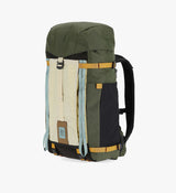 Topo / Mountain 28L - White Olive, super strong, lightweight recycled nylon, modern mountain design, laptop sleeve