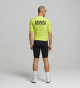 Pursuit AIR Cycling Jersey with three reinforced back pockets, offering secure storage for cycling essentials while maintaining a sleek, aerodynamic design.