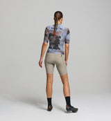 Back view of women's SuperSYSTEM jersey – rear pockets and subtle reflective details for visibility and functionality