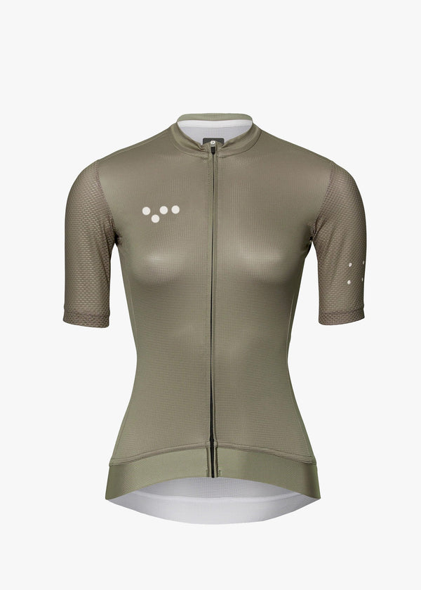 Core Women's LunaAIR Cycling Jersey - Stone, high-performing, improved race fit, extended-length sleeves, silicon-injected hemline band, aero mesh, three back pockets.